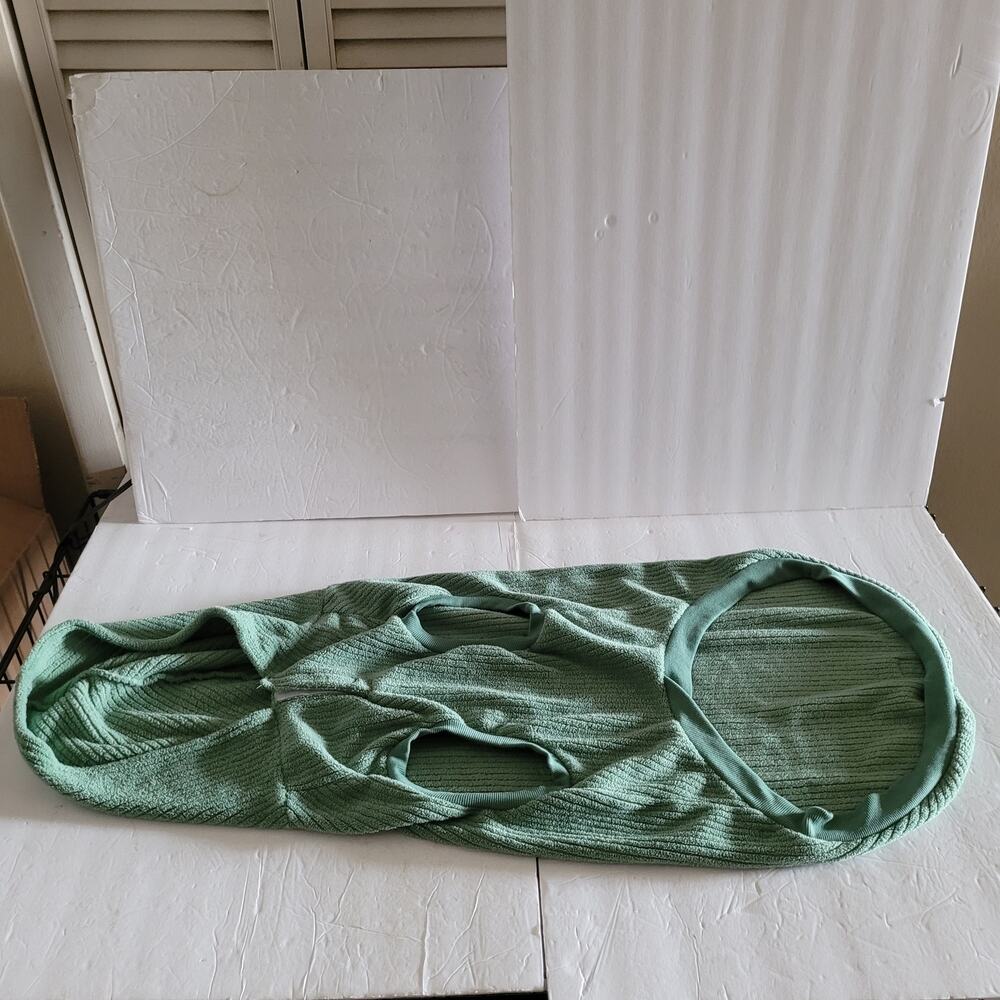 Cozy Green Hooded Dog Sweater for Your Large Canine Friend
